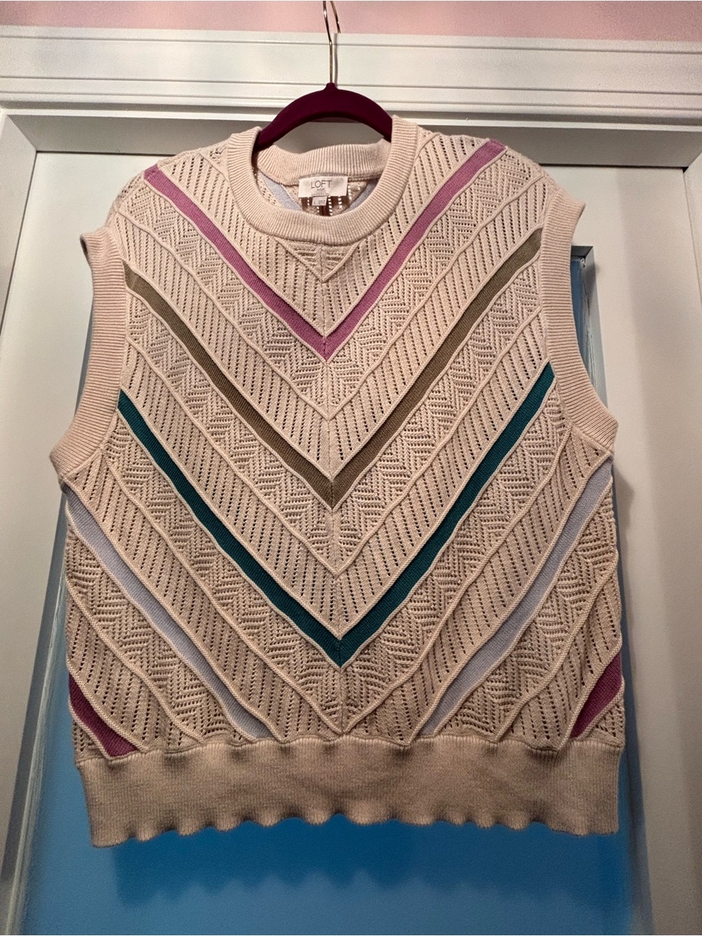 LOFT Cream Open-Knit Sweater Vest with Subtle Chevron Detail L